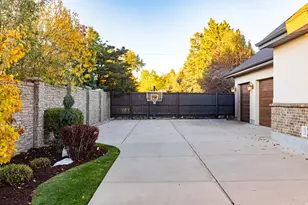 3149 E 10000 S, Sandy, UT 84092 - Photo 84