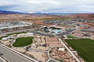 1737 S Devils Garden Ln, Washington, UT 84780 - Photo 2