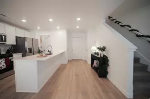 1737 S Devils Garden Ln, Washington, UT 84780 - Photo 8