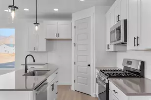 5056 W Green Ash Ln, Highland, UT 84003 - Photo 12