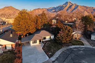 4509 S Holladay Circle, Holladay, UT 84117 - Photo 2