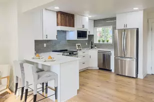 4509 S Holladay Circle, Holladay, UT 84117 - Photo 6