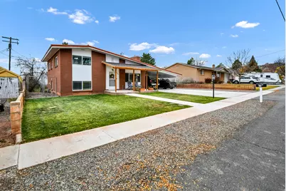 627 W 300 N, Richfield, UT 84701 - Photo 2