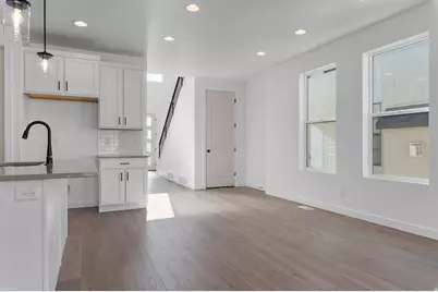 5034 W Green Ash Ln, Highland, UT 84003 - Photo 8