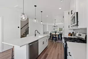 1485 W Burke Ln, Farmington, UT 84025 - Photo 8