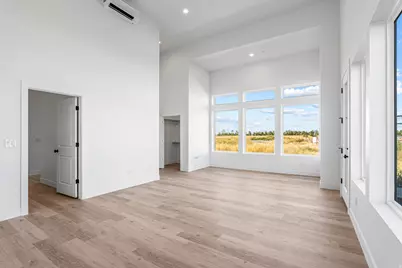 1493 W Burke Ln #101, Farmington, UT 84025 - Photo 2