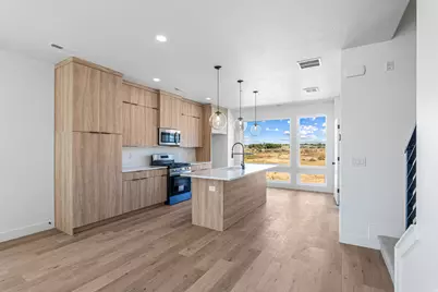 1493 W Burke Ln #101, Farmington, UT 84025 - Photo 8