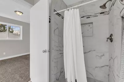 7775 S Steffensen Dr, Cottonwood Heights, UT 84121 - Photo 20