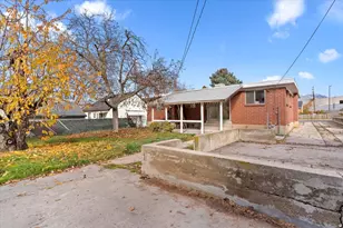 325 E Chimes View Dr N, Ogden, UT 84405 - Photo 26