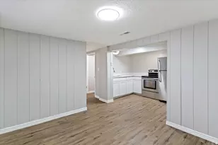 325 E Chimes View Dr N, Ogden, UT 84405 - Photo 20