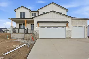 128 N 900 E, Hyde Park, UT 84318 - Photo 1