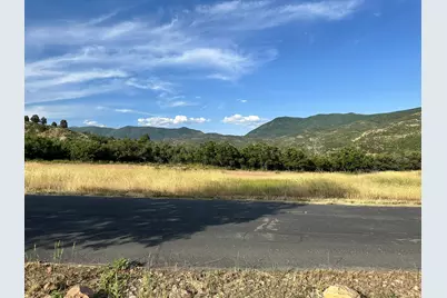 151 S Meadow Dr E #19, Springville, UT 84663 - Photo 2