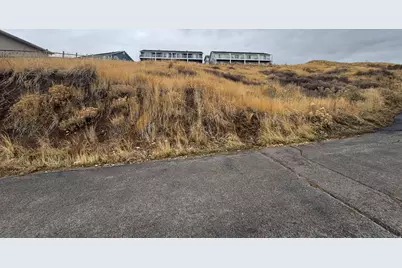 925 N Blackberry Dr #16, Garden City, UT 84028 - Photo 2