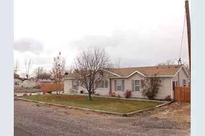 240 S State St, Redmond, UT 84652 - Photo 2