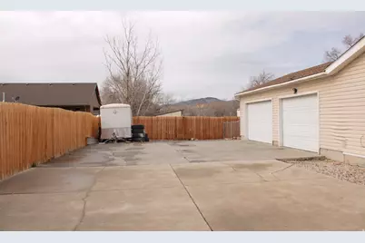 240 S State St, Redmond, UT 84652 - Photo 4