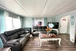 978 W Foxglove, Taylorsville, UT 84123 - Photo 6