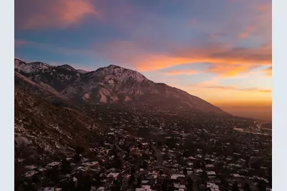 3459 S Crestwood Dr, Salt Lake City, UT 84109 - Photo 2