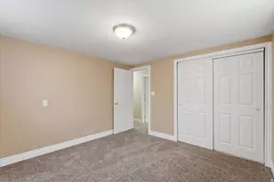 1096 N 300 W, Layton, UT 84041 - Photo 30