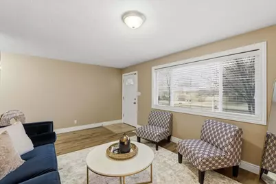 1096 N 300 W, Layton, UT 84041 - Photo 6