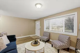 1096 N 300 W, Layton, UT 84041 - Photo 6