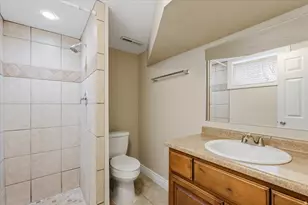 1096 N 300 W, Layton, UT 84041 - Photo 26