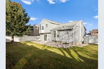 1234 E Sandy Ridge Dr, Sandy, UT 84094 - Photo 24