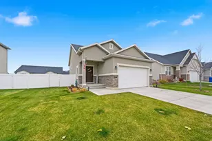 6559 N Fiona St, Eagle Mountain, UT 84005 - Photo 2