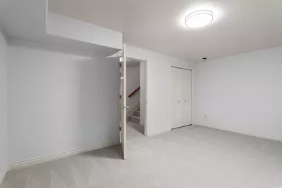 614 E Normandy Dr, Provo, UT 84604 - Photo 34