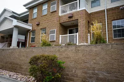 11025 S Grapevine Cv #B103, Sandy, UT 84070 - Photo 4