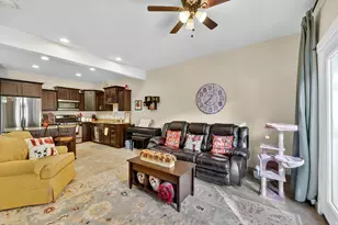 11293 S Sweet Pea Ln W, South Jordan, UT 84095 - Photo 4