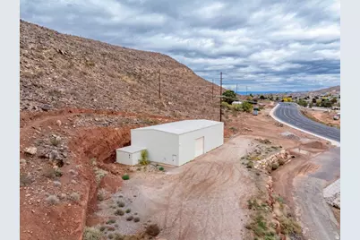 555 S Nichols Peak Rd #E, Washington, UT 84780 - Photo 14