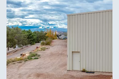 555 S Nichols Peak Rd #E, Washington, UT 84780 - Photo 20
