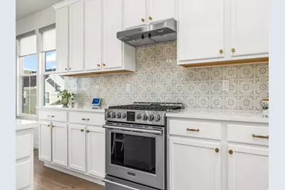 10907 S Lake Run Rd W, South Jordan, UT 84009 - Photo 12