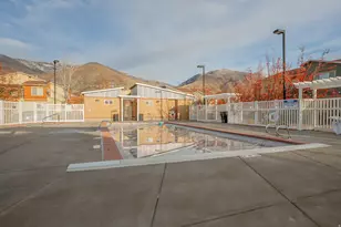 1090 N Shepard Crk Pkwy, Farmington, UT 84025 - Photo 18