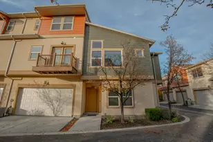 1090 N Shepard Crk Pkwy, Farmington, UT 84025 - Photo 4