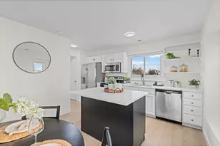 9332 S Chartres Ave, Sandy, UT 84070 - Photo 10