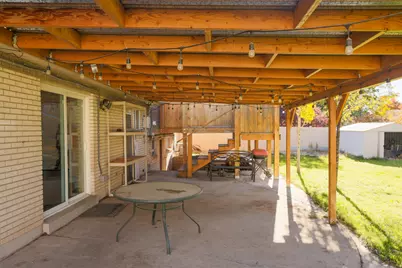 184 Woodland Dr, Orem, UT 84097 - Photo 34