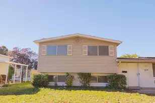 184 Woodland Dr, Orem, UT 84097 - Photo 2