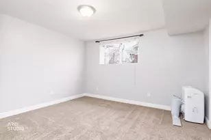 438 E 1800 S, Bountiful, UT 84010 - Photo 28