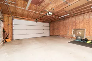 438 E 1800 S, Bountiful, UT 84010 - Photo 32