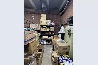 3685 W 5400 S, Taylorsville, UT 84129 - Photo 40