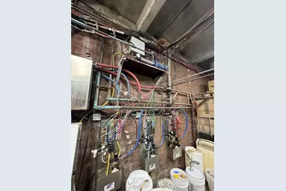 3685 W 5400 S, Taylorsville, UT 84129 - Photo 34