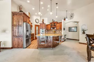 11159 S Via Encantada Way W, South Jordan, UT 84095 - Photo 8