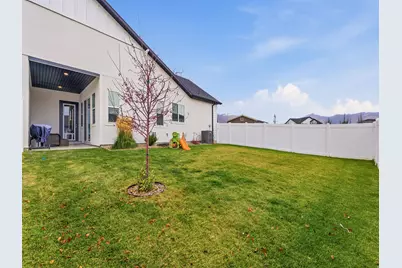 515 N Legend Way W #D, Mapleton, UT 84664 - Photo 24