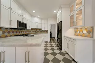 1360 E Old Maple Ct, Murray, UT 84117 - Photo 8