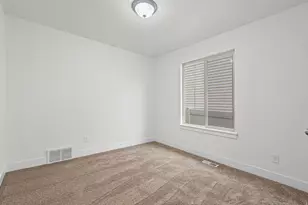 1653 E Downwater St N, Eagle Mountain, UT 84005 - Photo 24