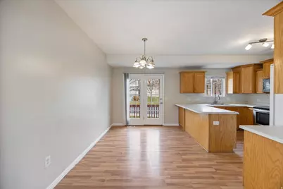 6777 S Grevillea Ln, West Jordan, UT 84081 - Photo 12