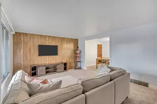 1574 W 1920 N, Layton, UT 84041 - Photo 4