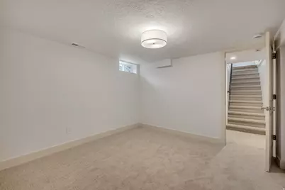2590 E 2100 S, Salt Lake City, UT 84109 - Photo 26