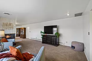 210 S 700 E, Clearfield, UT 84015 - Photo 6